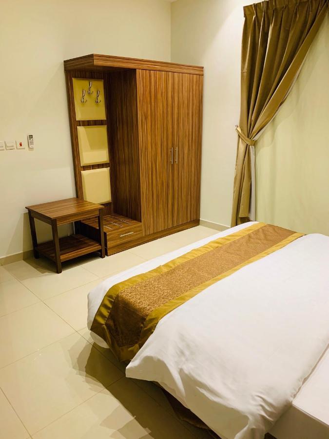 Al Bateel Furnished Apartments Riad Exterior foto